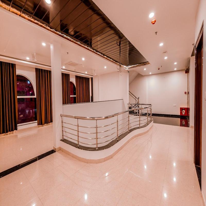 Hotel Lalita Palace Τζαϊπούρ Εξωτερικό φωτογραφία