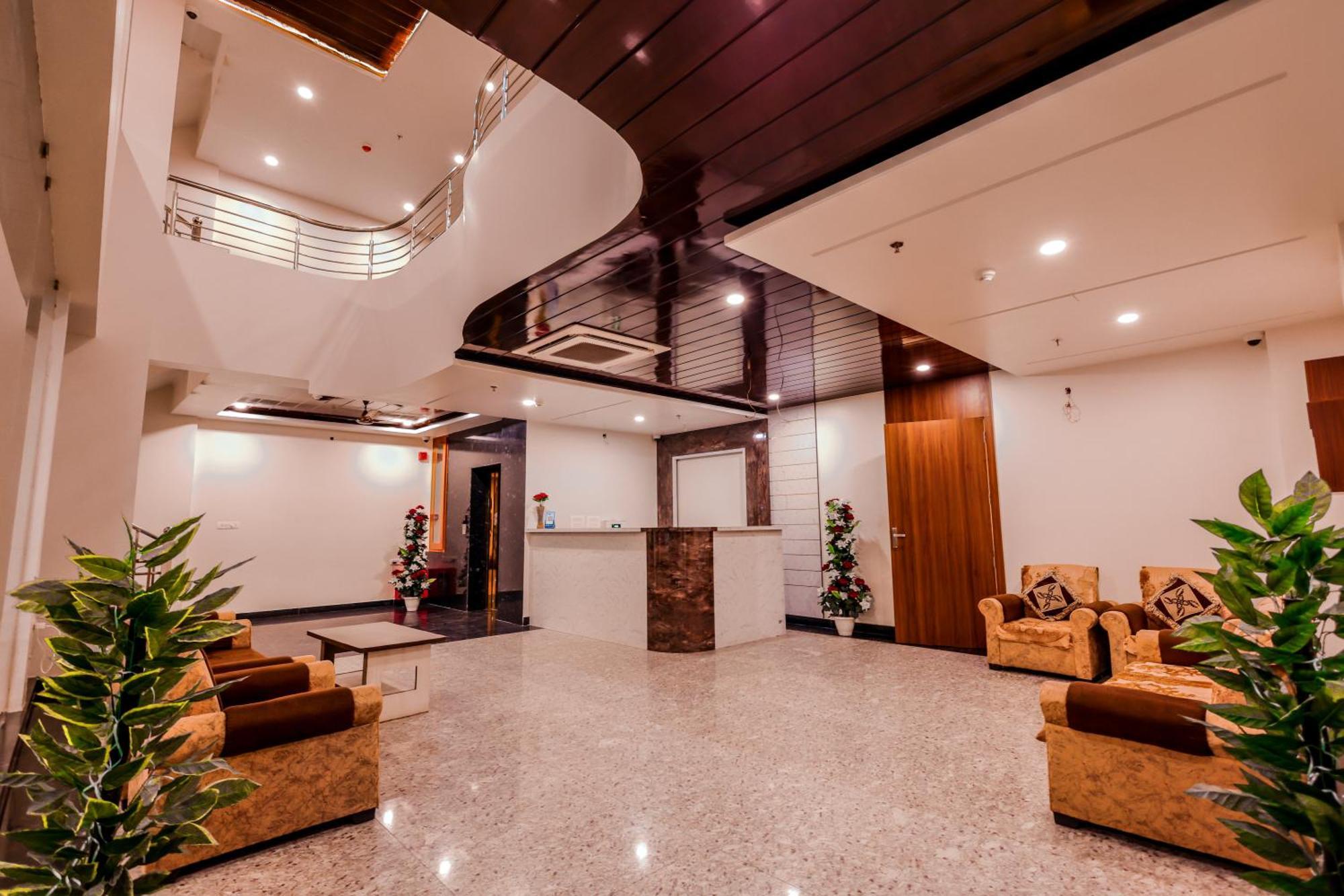 Hotel Lalita Palace Τζαϊπούρ Εξωτερικό φωτογραφία